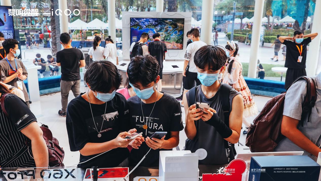 《黎明觉醒》空降深圳海上世界,游戏研发展见证大作诞生 《黎明觉醒》空降深圳海上世界,游戏研发展见证大作诞生